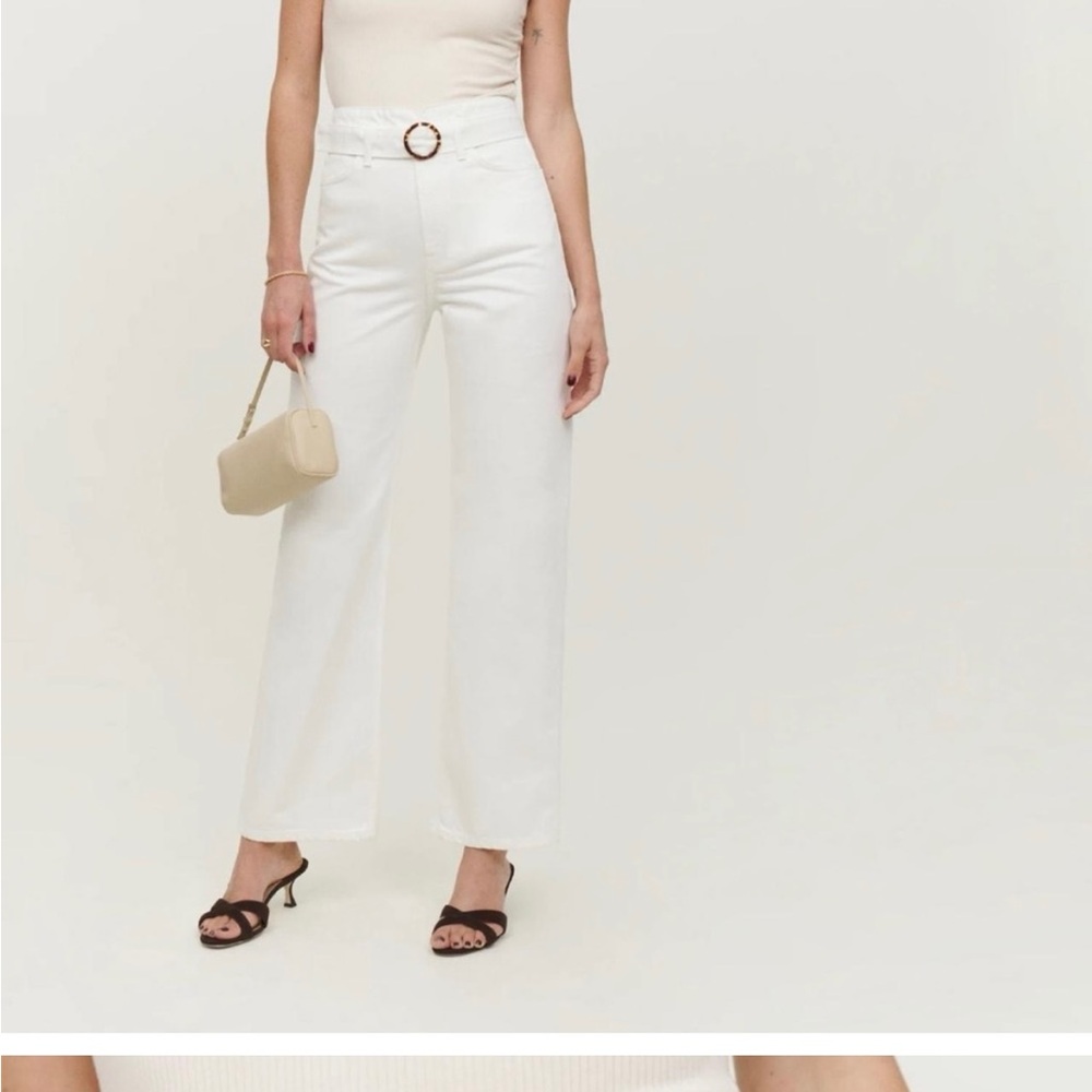 Wide leg cream Reformation jeans size 28